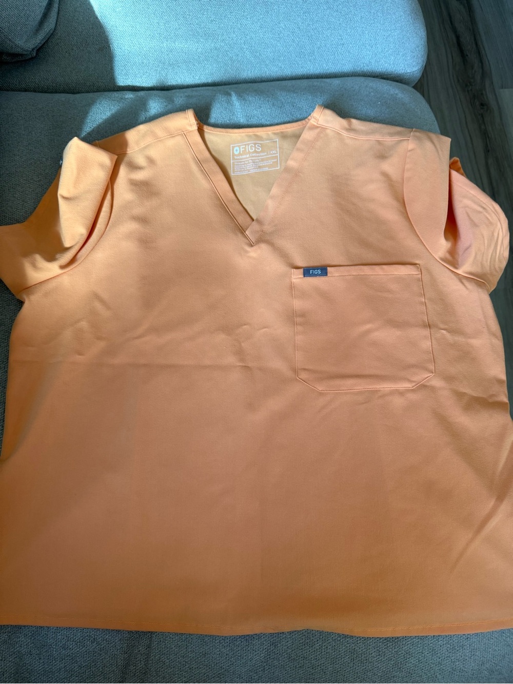 FIGS scrub top